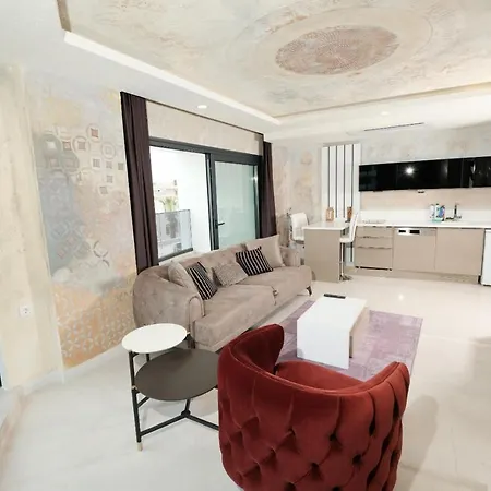 Ege Birlik Apartamento *